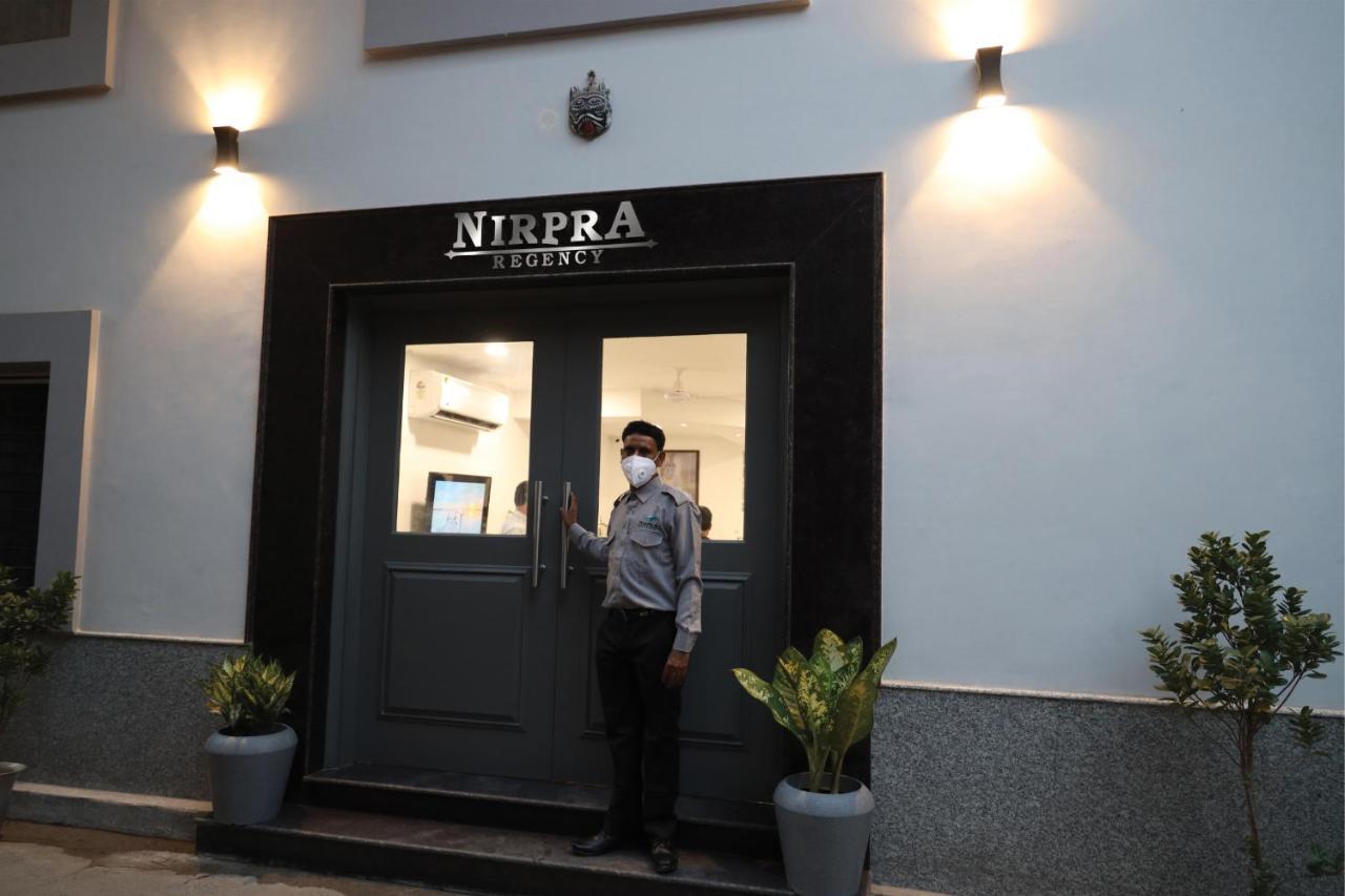 Nirpra Regency Hotel New Delhi Exterior photo